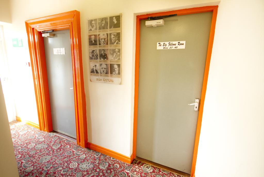 Cashel Holiday Hostel Екстер'єр фото